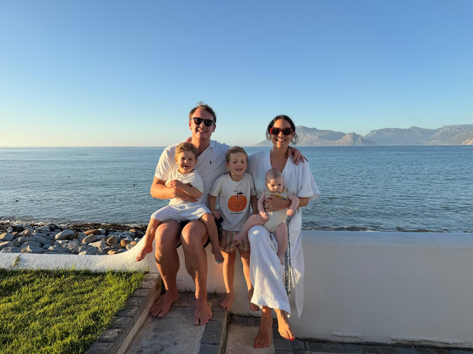 Die Familie hinter Villa Boreal — eine deutsch-französisch-australische Familie am Meer